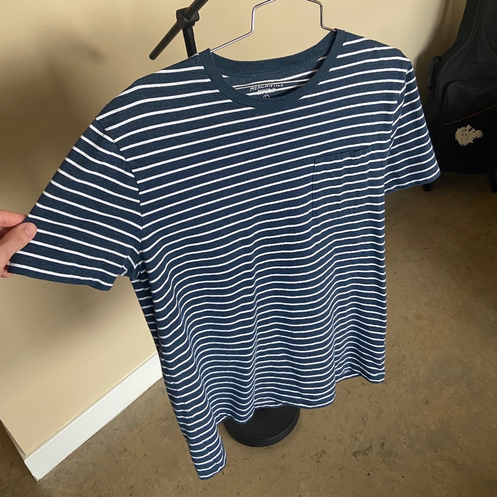 J CREW Mercantile Broken In Pocket Tee